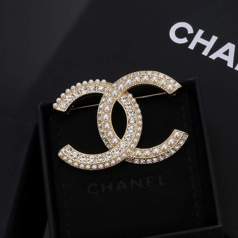 Chanel Brooch 07yxs15